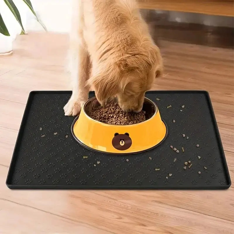 Foldable Silicone Non-Spill Feeding Mat for Dogs and Cats