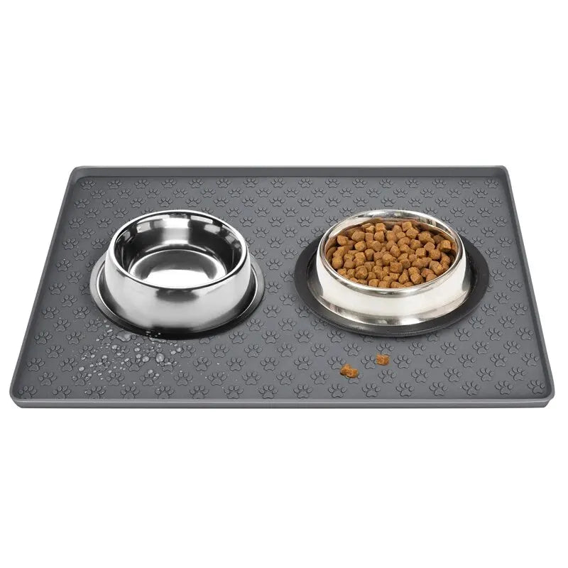 Foldable Silicone Non-Spill Feeding Mat for Dogs and Cats